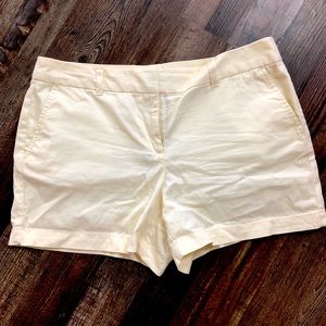 Ladies LOFT shorts yellow 10